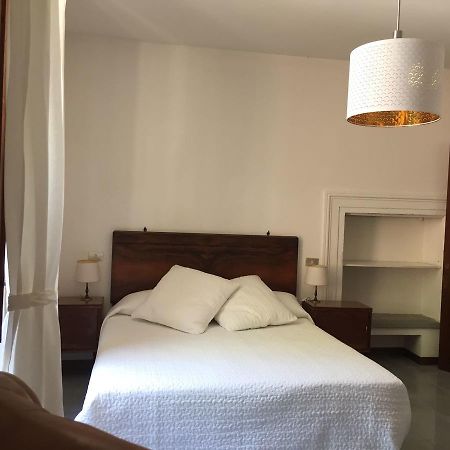 Civico 10 Hotel Gubbio Bagian luar foto
