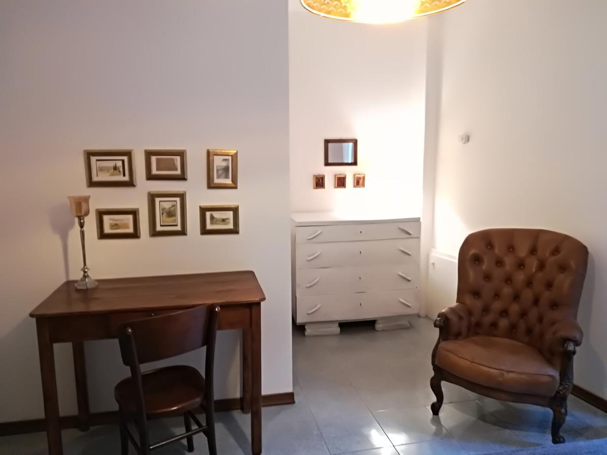 Civico 10 Hotel Gubbio Bagian luar foto
